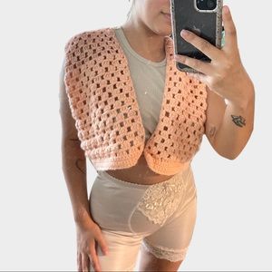 HANDMADE KNIT CROPPED CARDIGAN